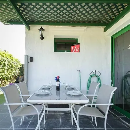 Apartment Cozy&modern W/private Garden Bbq+wifi